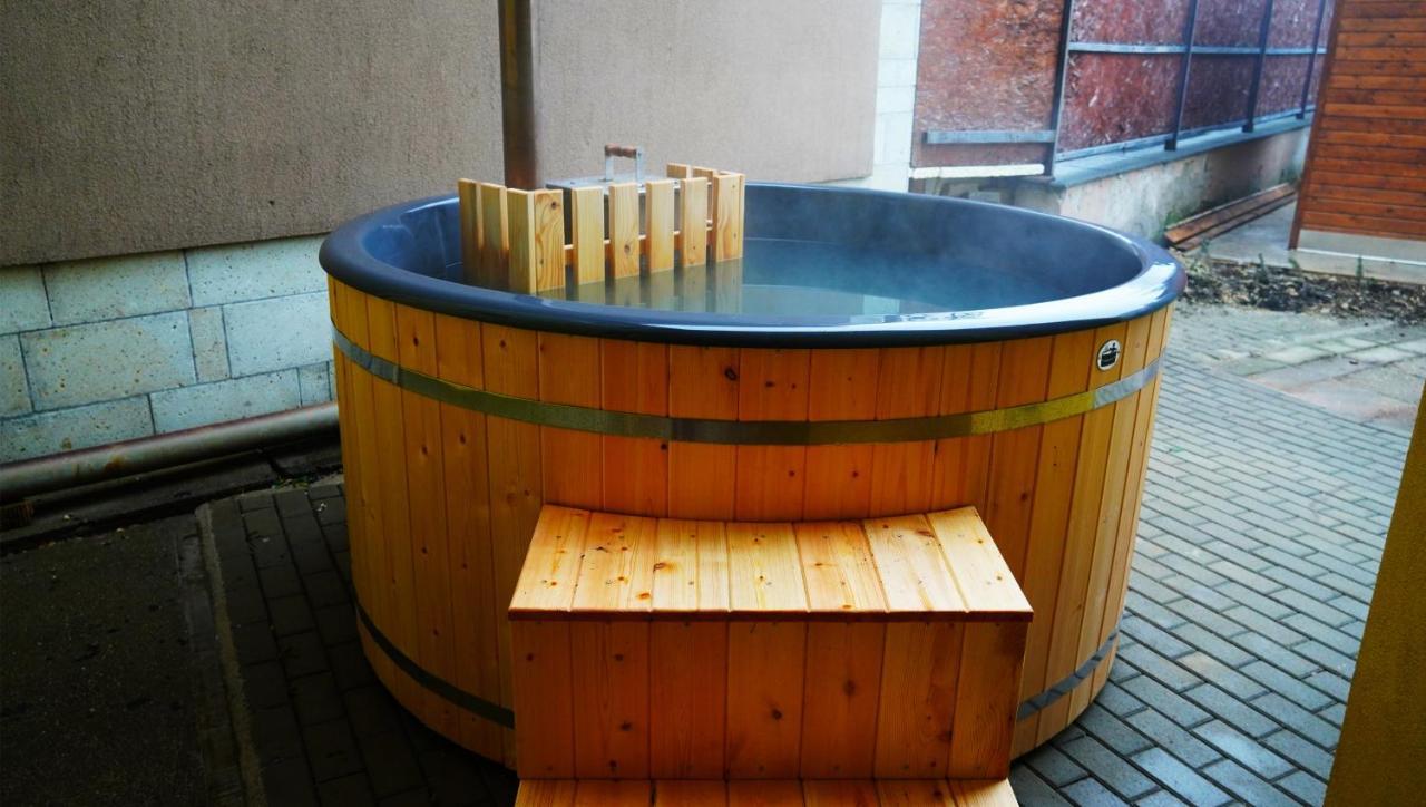 Pajkos Poni Vendeghaz Hotel Miskolc Luaran gambar