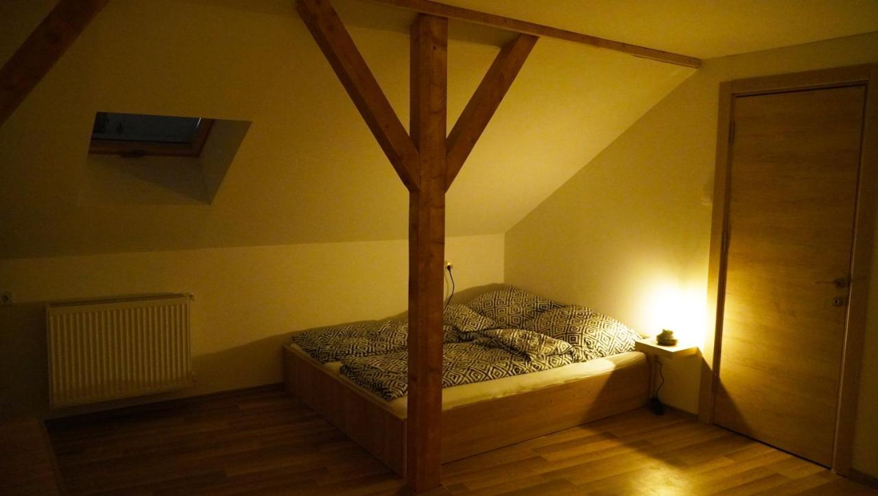 Pajkos Poni Vendeghaz Hotel Miskolc Luaran gambar