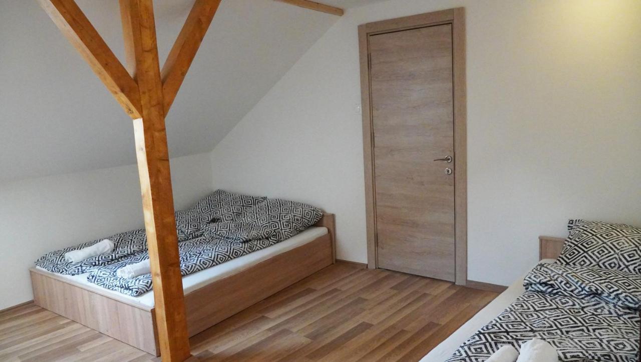 Pajkos Poni Vendeghaz Hotel Miskolc Luaran gambar