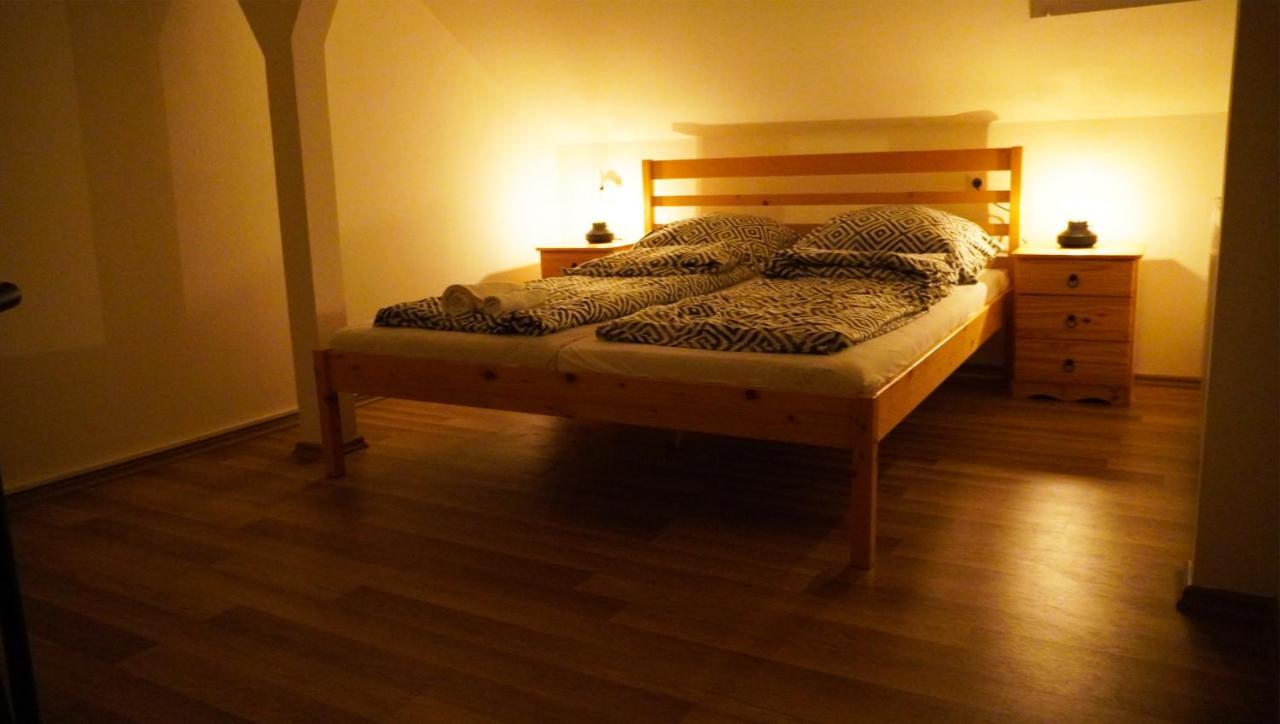 Pajkos Poni Vendeghaz Hotel Miskolc Luaran gambar