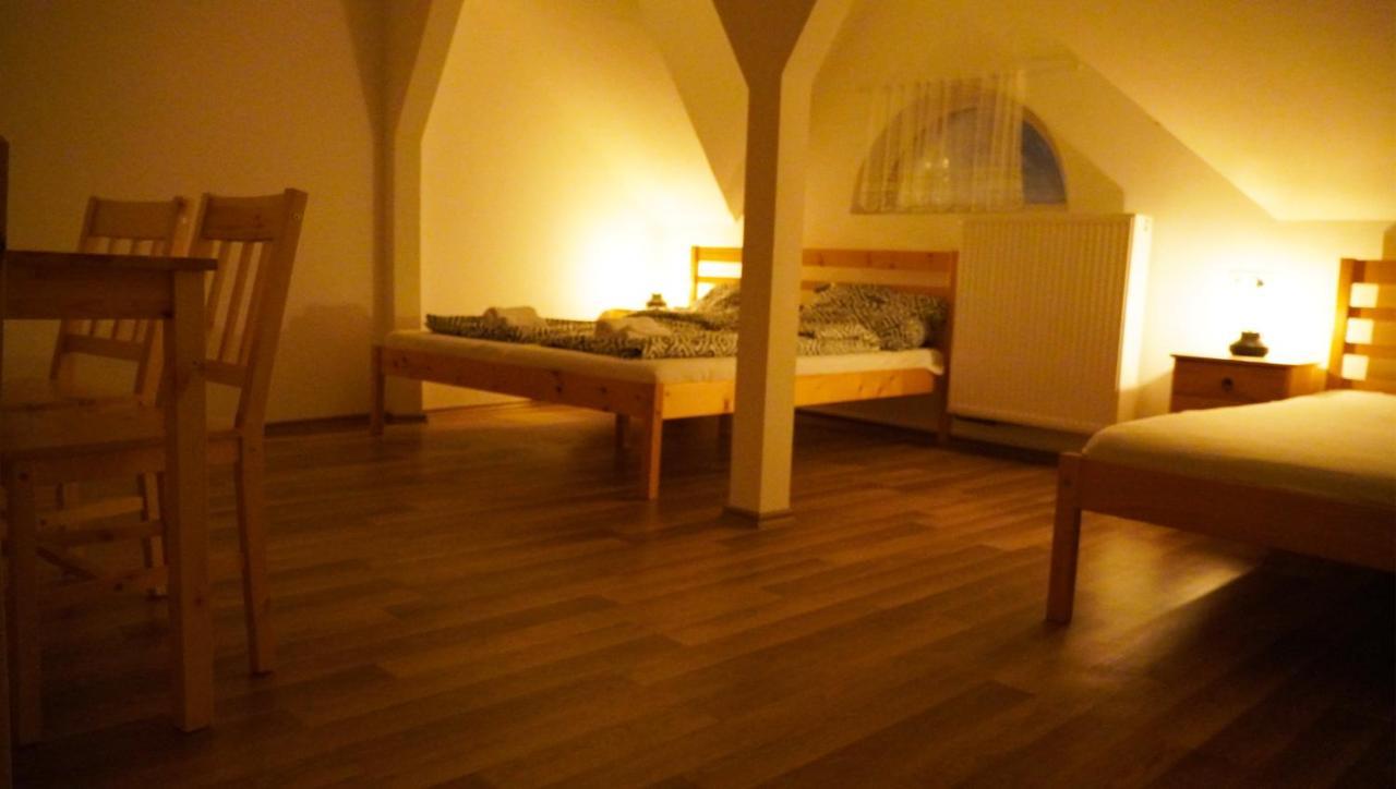 Pajkos Poni Vendeghaz Hotel Miskolc Luaran gambar